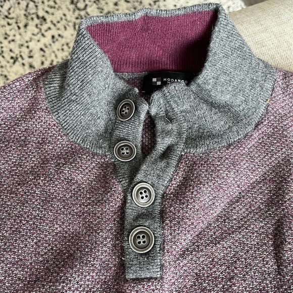 Men’s Burgundy and Gray Crewneck Sweater - Picture 4 of 5